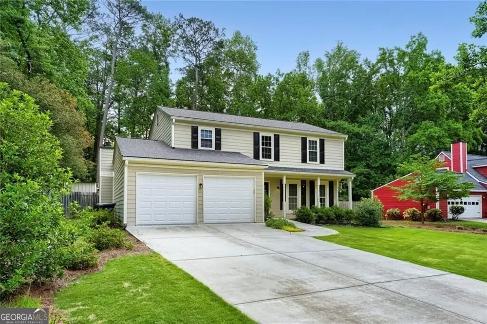 235 Barrington DR E Roswell, GA 30076