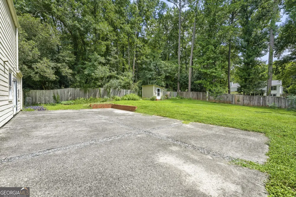 235 Barrington DR E Roswell, GA 30076