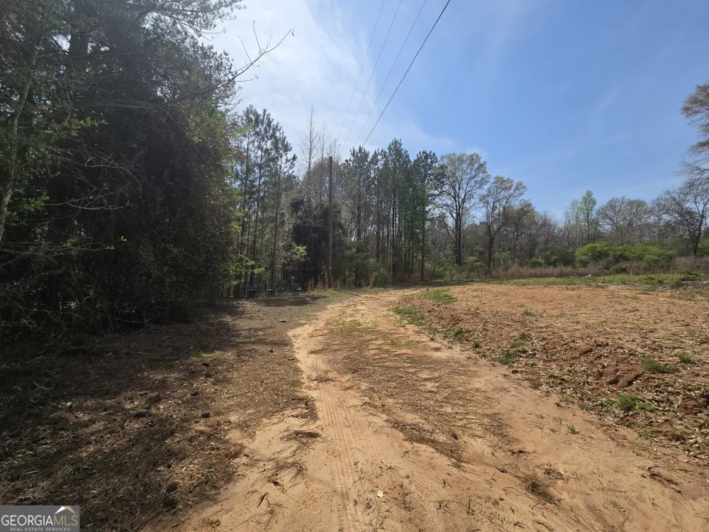 3588 W Ellis RD Griffin, GA 30223