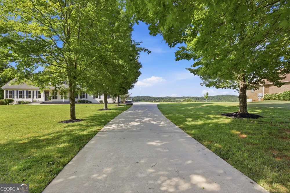 1480 Annandale DR Clarkesville, GA 30523