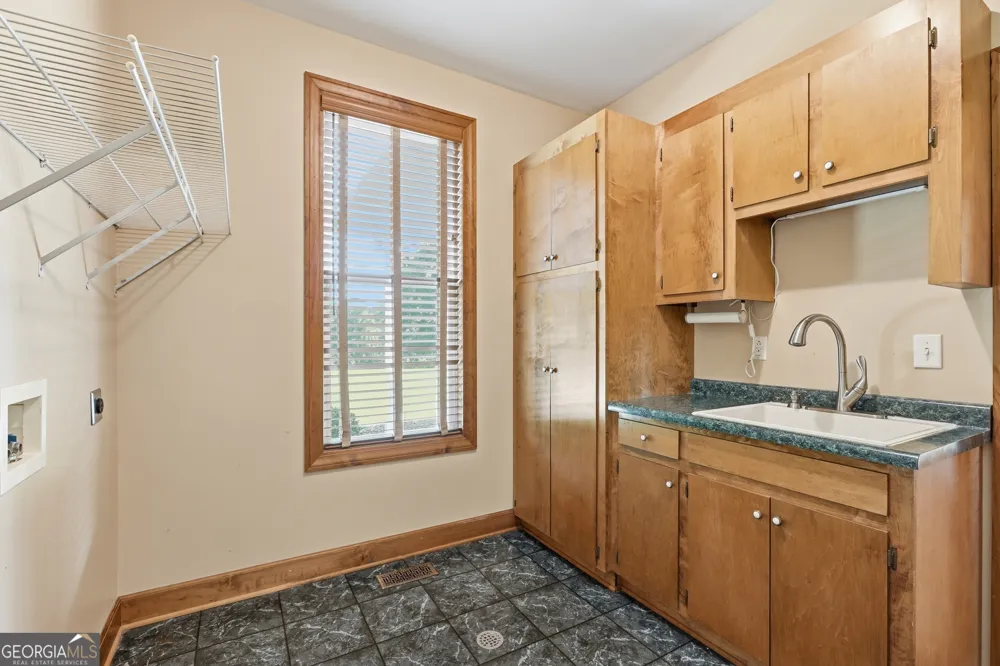 1480 Annandale DR Clarkesville, GA 30523
