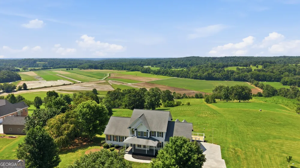 1480 Annandale DR Clarkesville, GA 30523