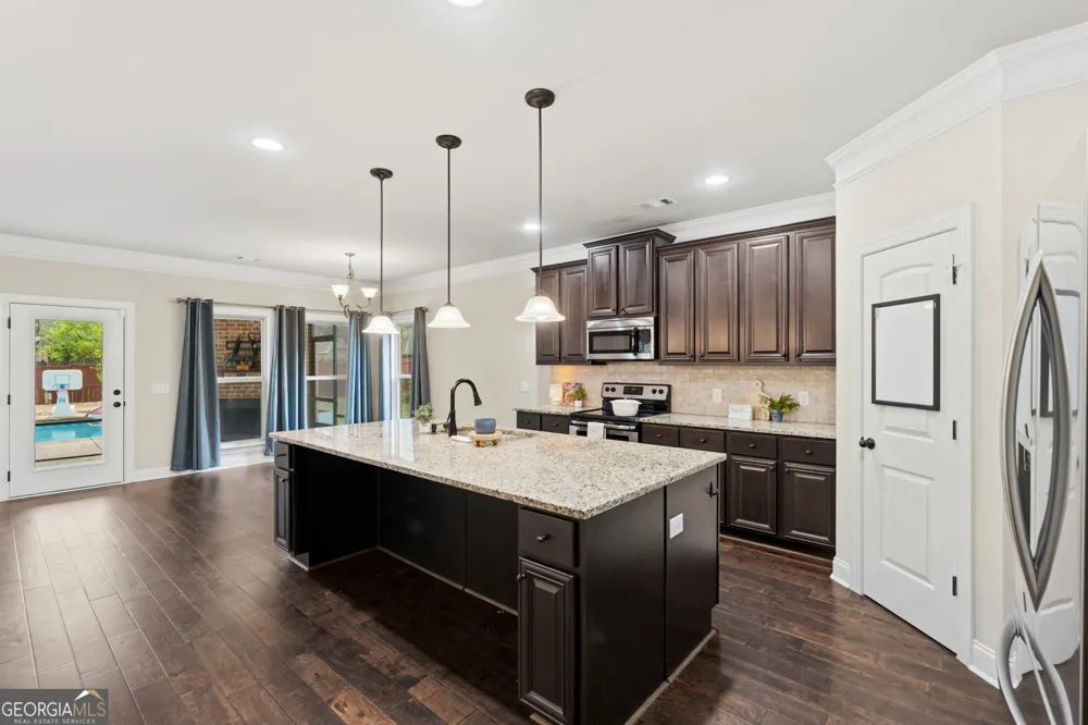 206 Red Hawk PT Kathleen, GA 31047