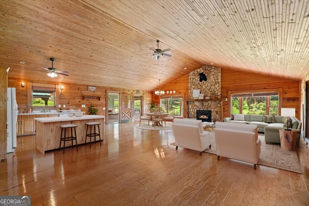 315 Woody RD NW Adairsville, GA 30103