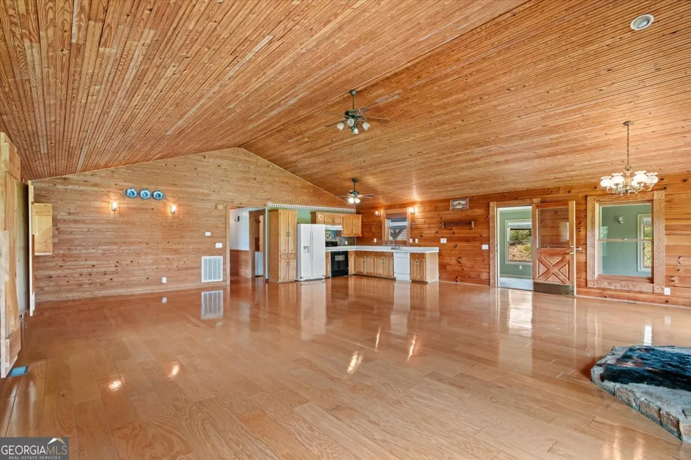 315 Woody RD NW Adairsville, GA 30103