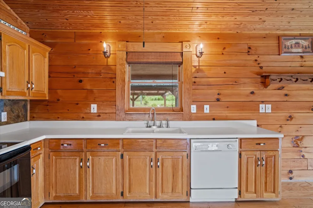 315 Woody RD NW Adairsville, GA 30103