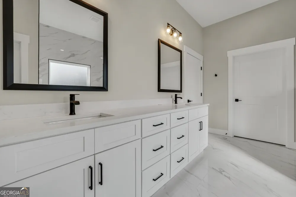 546 Harbour Shores Jackson, GA 30233