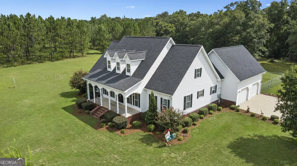 77 Jenny DR Hawkinsville, GA 31036