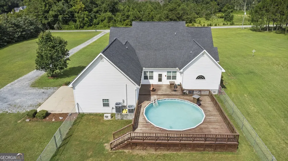 77 Jenny DR Hawkinsville, GA 31036