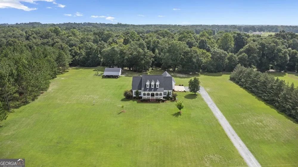 77 Jenny DR Hawkinsville, GA 31036