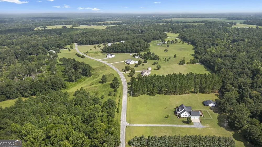 77 Jenny DR Hawkinsville, GA 31036