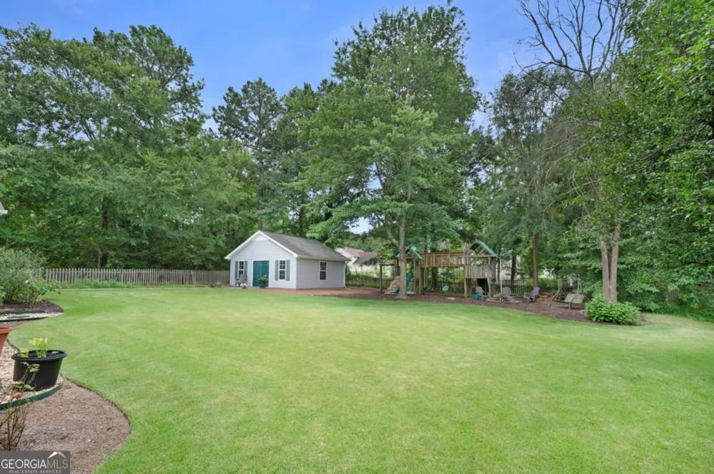 154 Honeysuckle DR SE Calhoun, GA 30701