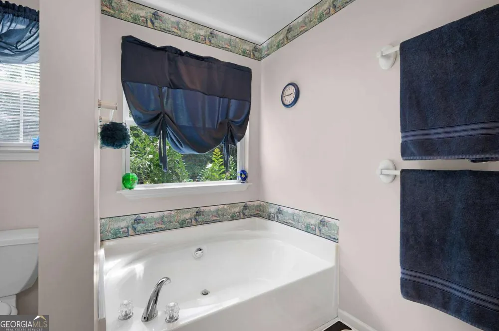 154 Honeysuckle DR SE Calhoun, GA 30701