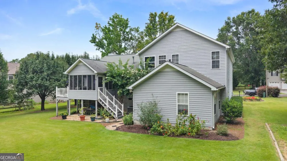 154 Honeysuckle DR SE Calhoun, GA 30701