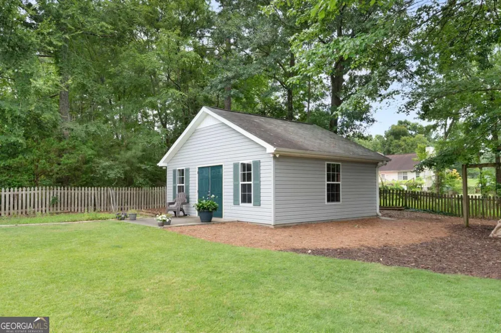 154 Honeysuckle DR SE Calhoun, GA 30701