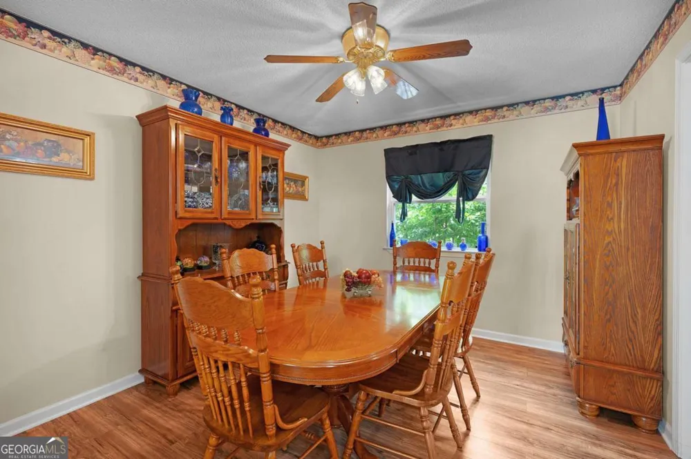 154 Honeysuckle DR SE Calhoun, GA 30701