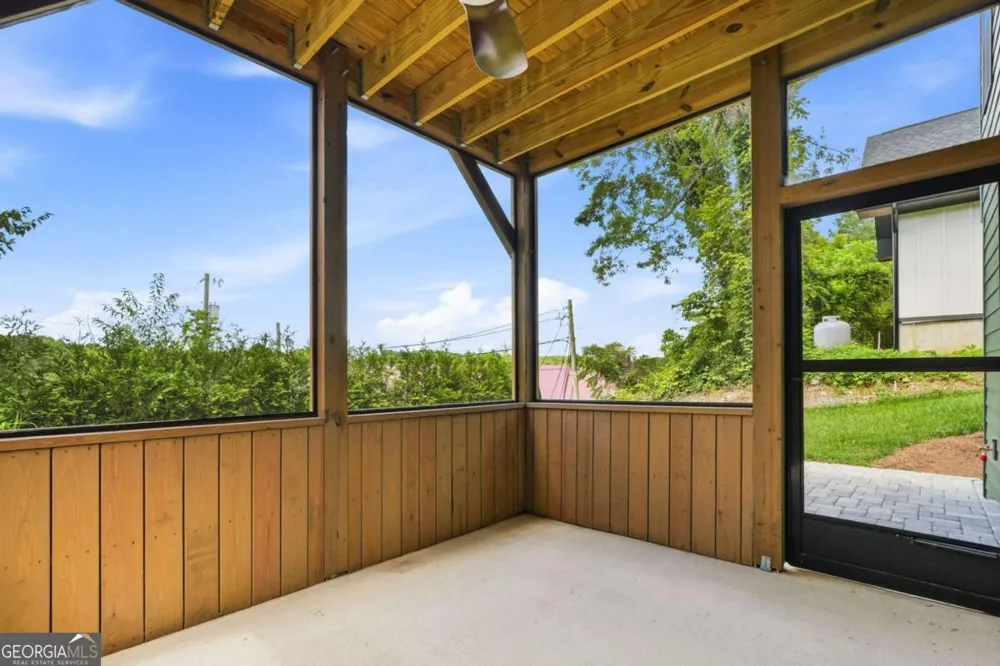318 E Second ST Blue Ridge, GA 30513