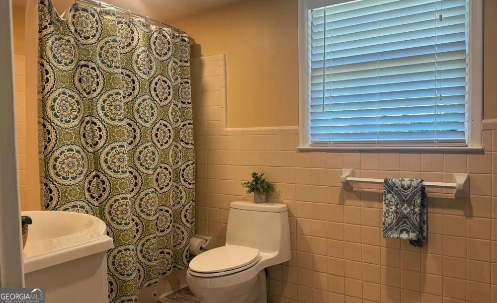 1455 Sanden Ferry DR Decatur, GA 30033