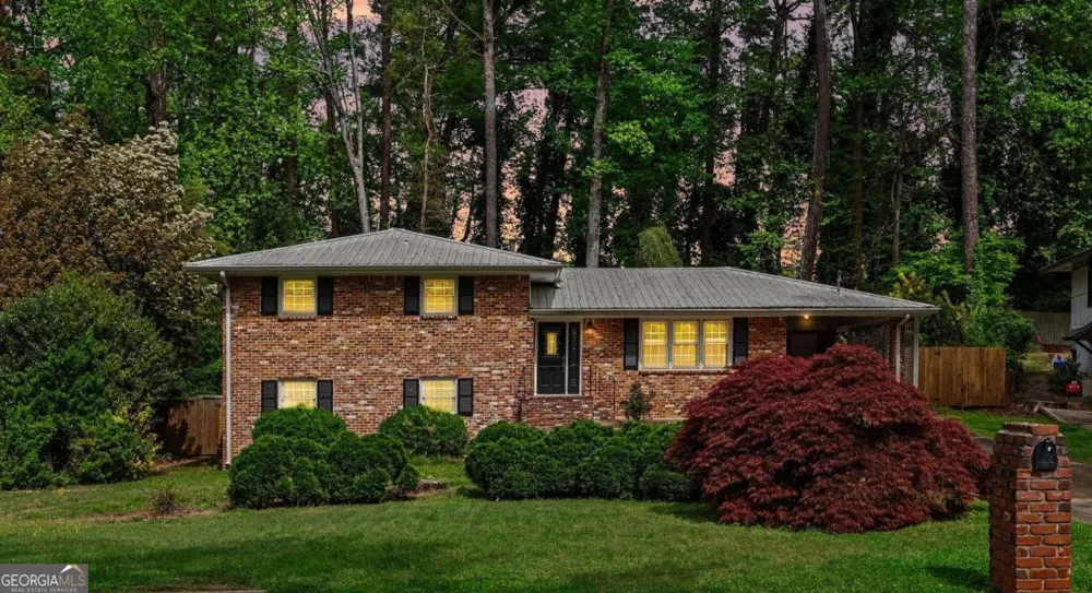 1455 Sanden Ferry DR Decatur, GA 30033