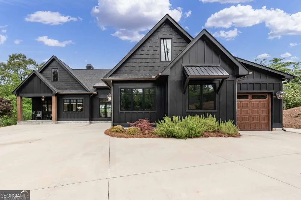 796 Creek TRL Wedowee, AL 36278