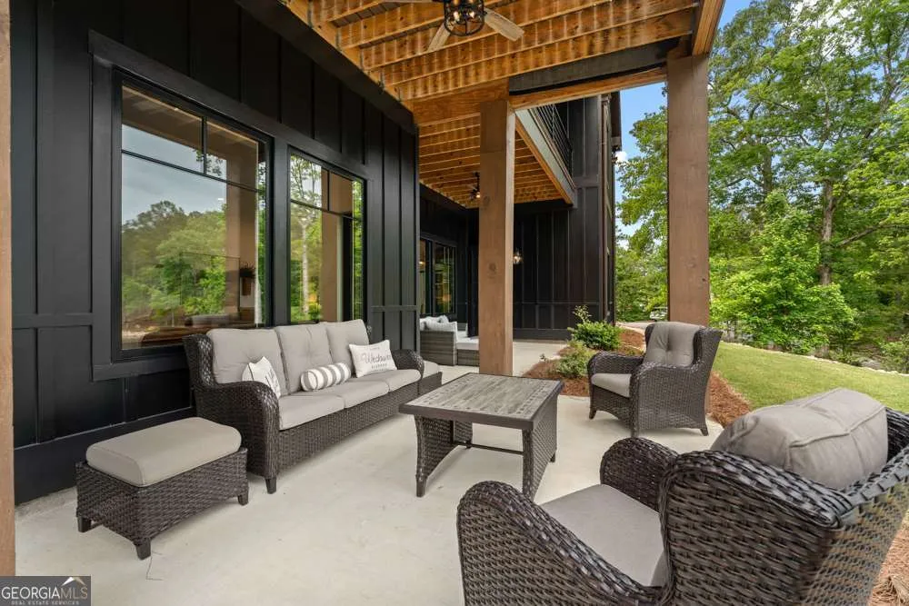 796 Creek TRL Wedowee, AL 36278