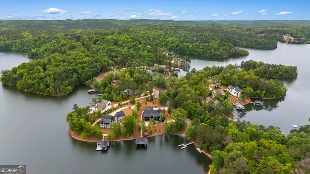 796 Creek TRL Wedowee, AL 36278