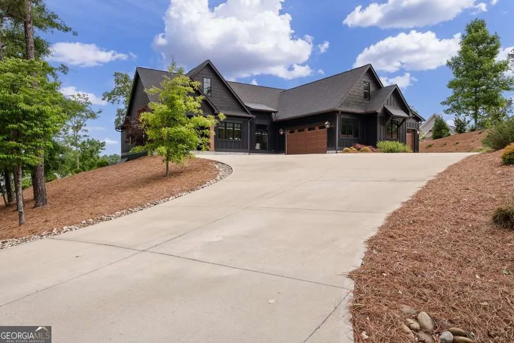 796 Creek TRL Wedowee, AL 36278