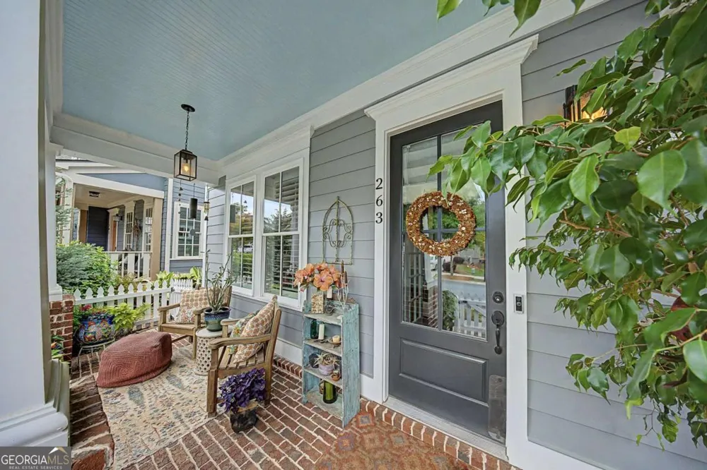 263 Dawson DR Woodstock, GA 30188