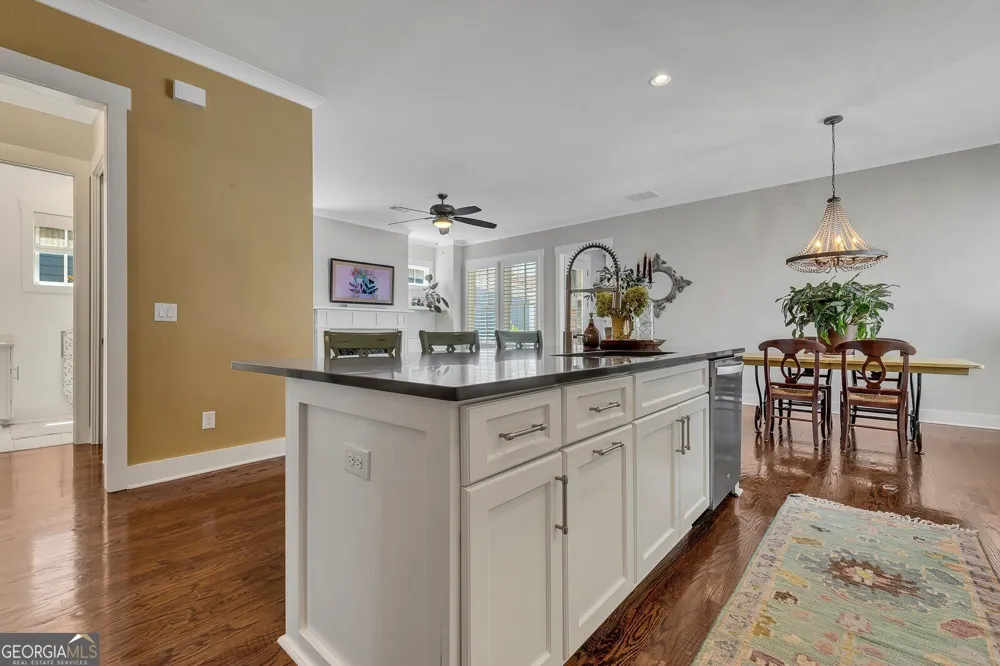 263 Dawson DR Woodstock, GA 30188