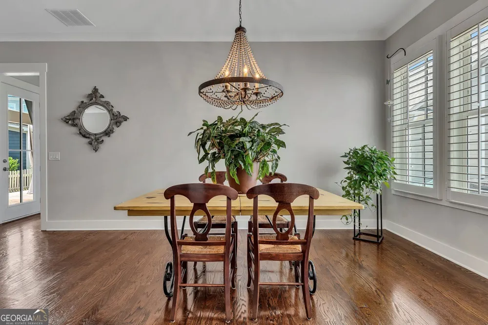 263 Dawson DR Woodstock, GA 30188