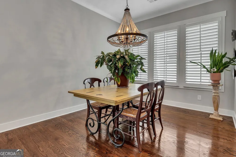 263 Dawson DR Woodstock, GA 30188