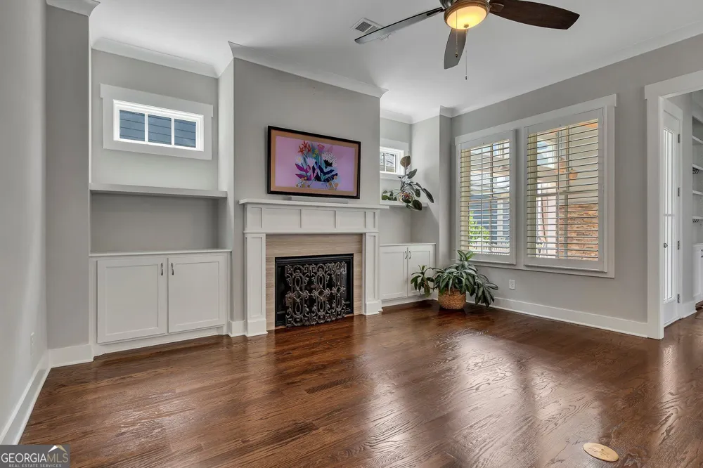 263 Dawson DR Woodstock, GA 30188
