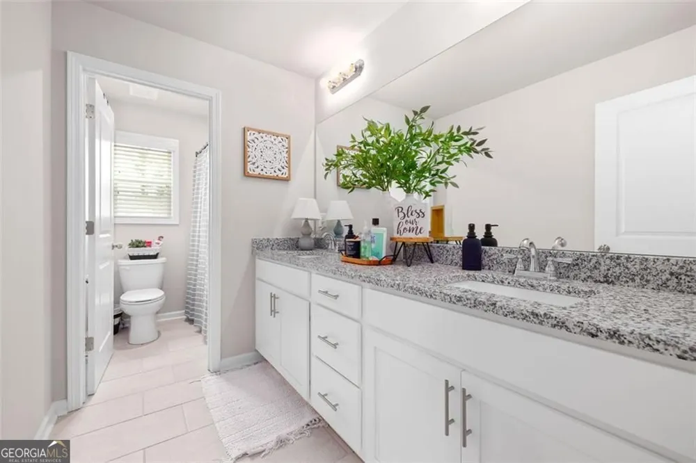 702 Eagles Nest CIR Auburn, GA 30011
