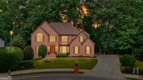 710 Waterview TRL