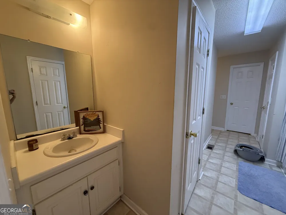 3356 Hwy 338 Dexter, GA 31019