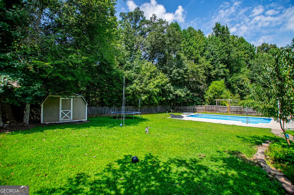 327 Swan DR Hiram, GA 30141