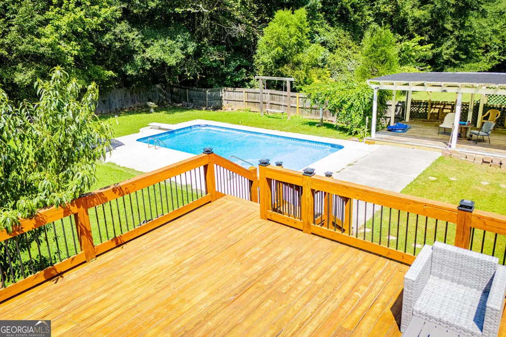 327 Swan DR Hiram, GA 30141