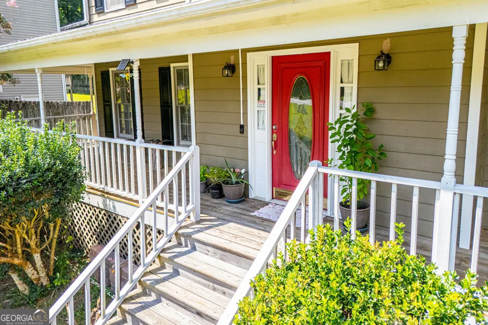327 Swan DR Hiram, GA 30141