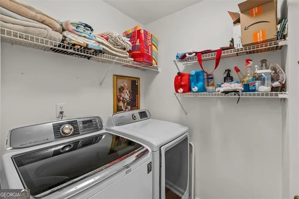 327 Swan DR Hiram, GA 30141