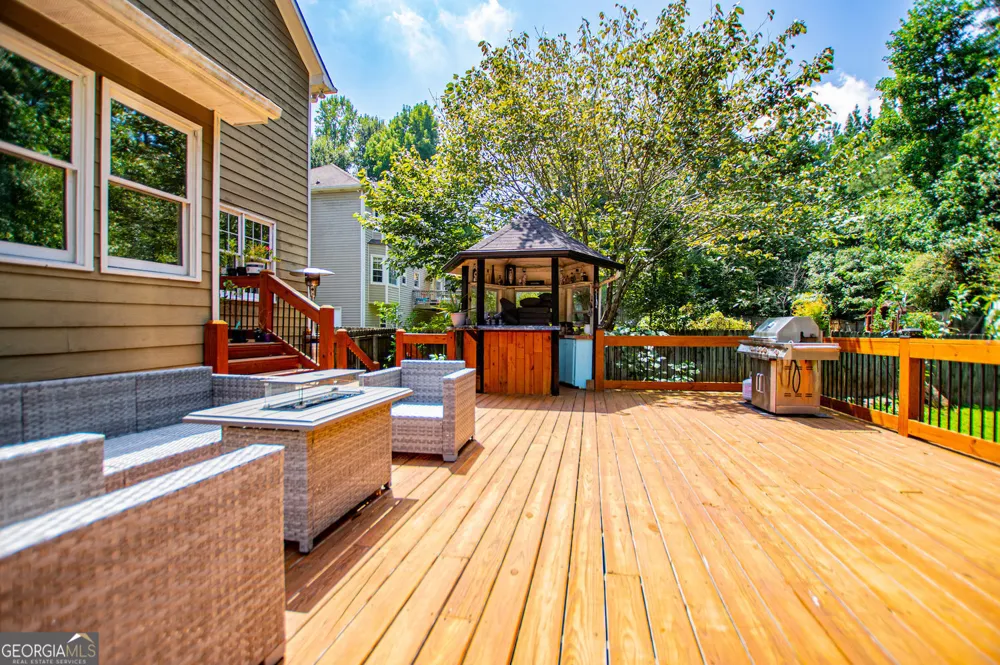 327 Swan DR Hiram, GA 30141