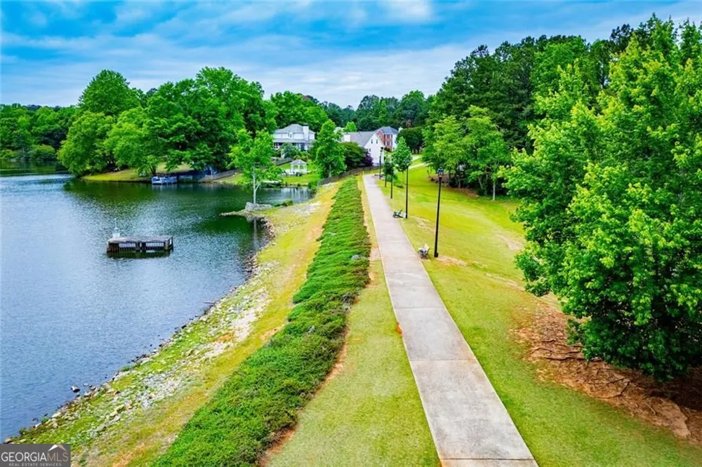 327 Swan DR Hiram, GA 30141