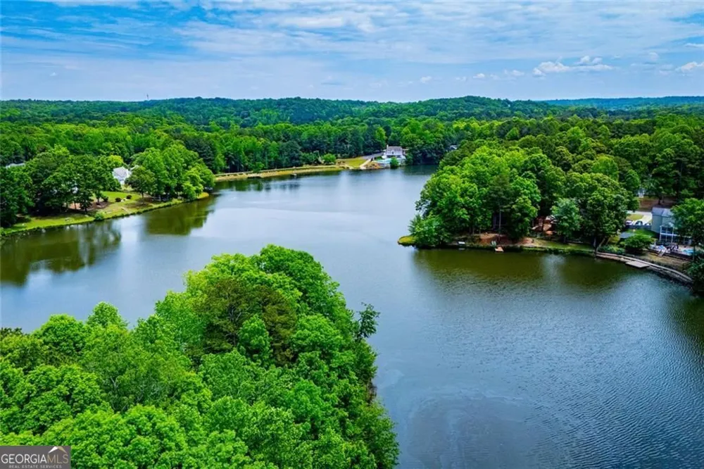 327 Swan DR Hiram, GA 30141