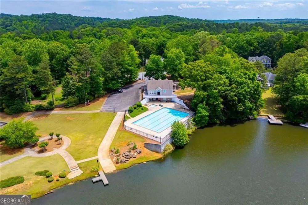 327 Swan DR Hiram, GA 30141