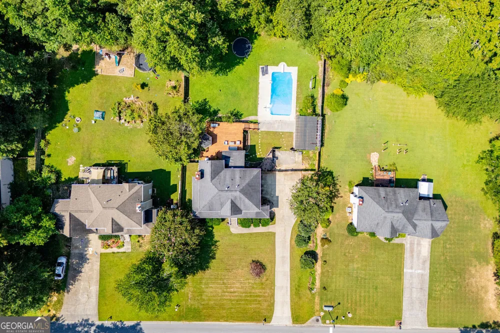 327 Swan DR Hiram, GA 30141