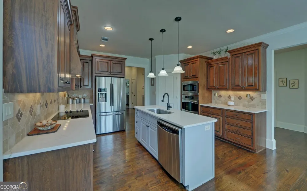 120 Ponderosa DR Hartwell, GA 30643
