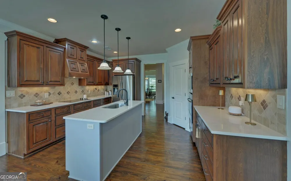 120 Ponderosa DR Hartwell, GA 30643