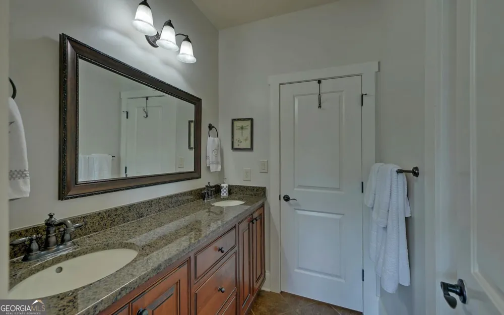 120 Ponderosa DR Hartwell, GA 30643
