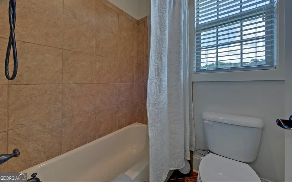 120 Ponderosa DR Hartwell, GA 30643