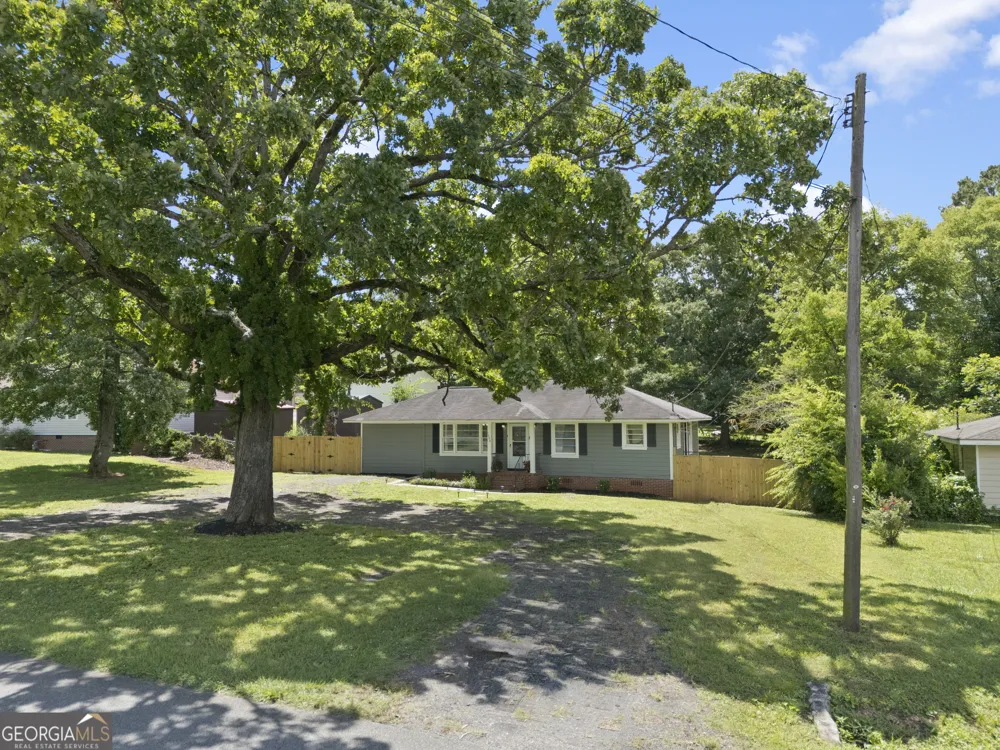 1306 Calhoun AVE Rome, GA 30161