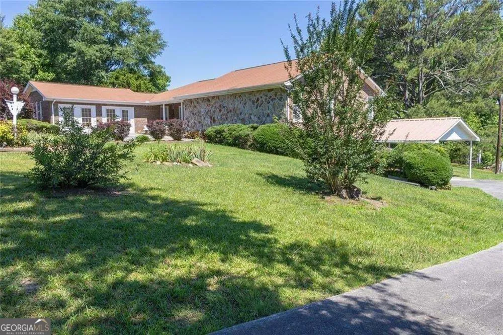 4625 Lovvorn RD Carrollton, GA 30117